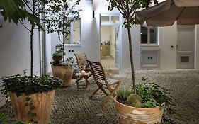 4 Trees Apartments By Adrez